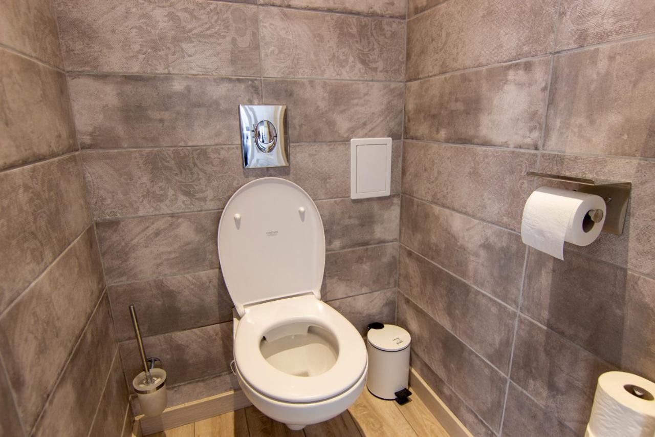 Cocon D'Hiver - Netflix & Wifi - Parking Gratuit - Check-In 24H24 - Kit Bebe Inclus - Emplacement Velos - Goodmarning Châlons-en-Champagne Zewnętrze zdjęcie