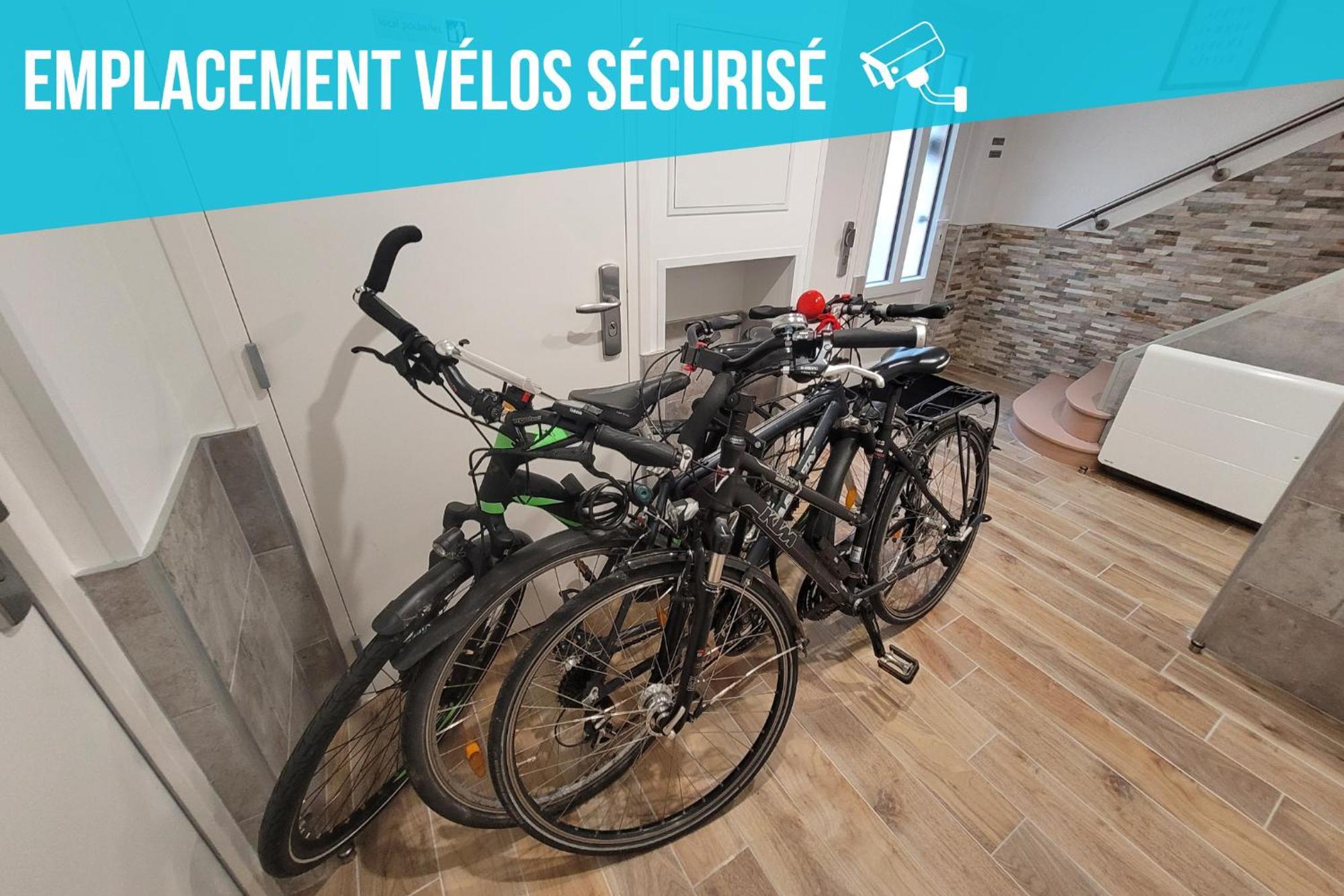 Cocon D'Hiver - Netflix & Wifi - Parking Gratuit - Check-In 24H24 - Kit Bebe Inclus - Emplacement Velos - Goodmarning Châlons-en-Champagne Zewnętrze zdjęcie