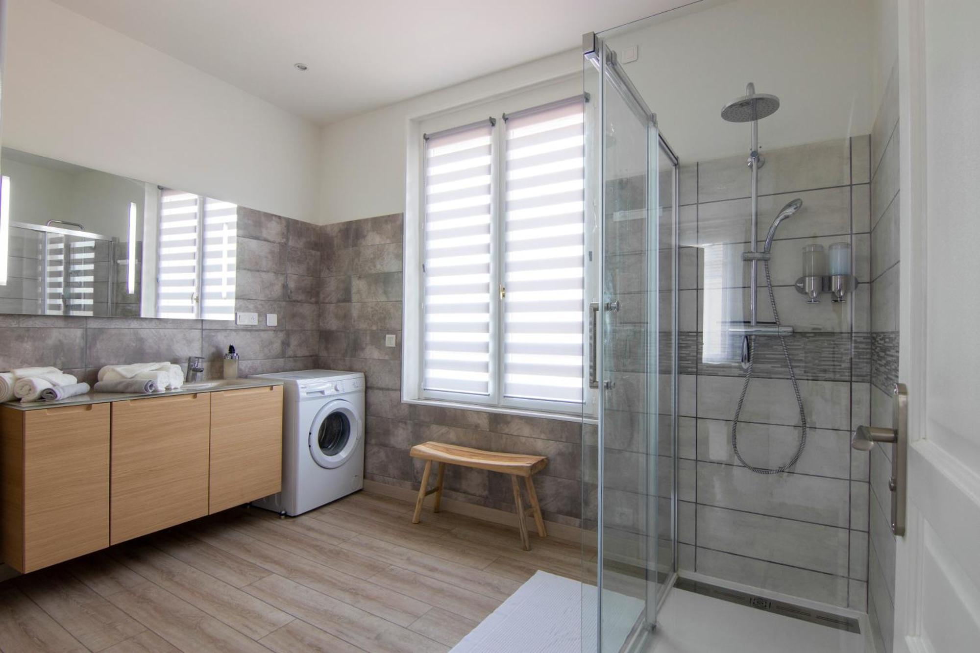 Cocon D'Hiver - Netflix & Wifi - Parking Gratuit - Check-In 24H24 - Kit Bebe Inclus - Emplacement Velos - Goodmarning Châlons-en-Champagne Zewnętrze zdjęcie