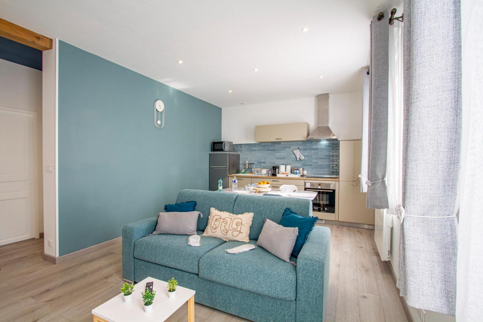 Cocon D'Hiver - Netflix & Wifi - Parking Gratuit - Check-In 24H24 - Kit Bebe Inclus - Emplacement Velos - Goodmarning Châlons-en-Champagne Zewnętrze zdjęcie
